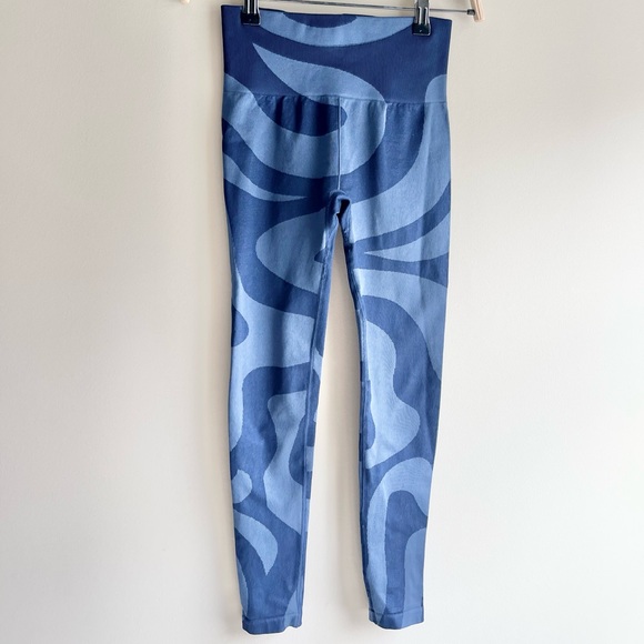 Fabletics Pants - Fabletics High Waist Seamless Blue Swirl Leggings